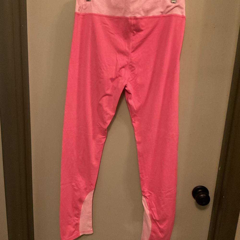 Women’s Breast Cancer Pink Leggings New Without Tags XL